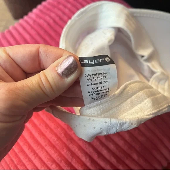 3 Baseball Caps in Black, Gray & White - Picture 8 of 11